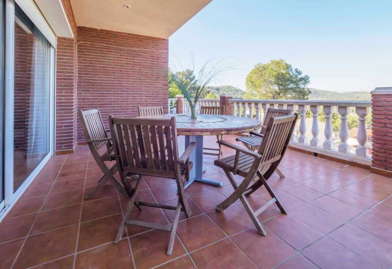 Mas Mestre Con Una Capacidad De 6 A 8 Huespedes Cerca De Sitges Olivella Exterior photo